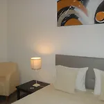 Suites Inn Lagos אורחן לאגוּ‏ש