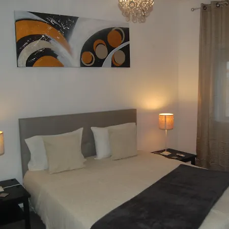 Suites Inn Lagos 3*