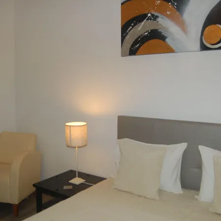 Suites Inn Lagos אורחן לאגוּ‏ש