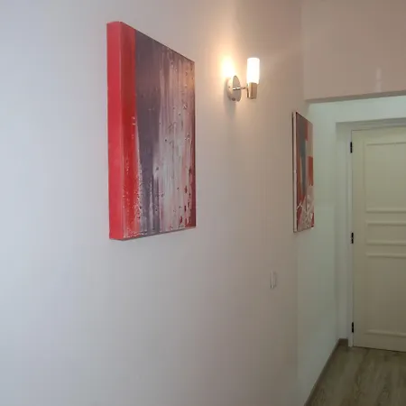 אורחן Suites Inn Lagos לאגוּ‏ש