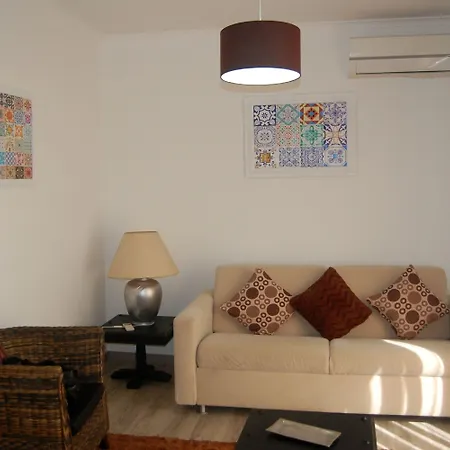 אורחן Suites Inn Lagos