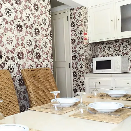 אורחן Suites Inn Lagos