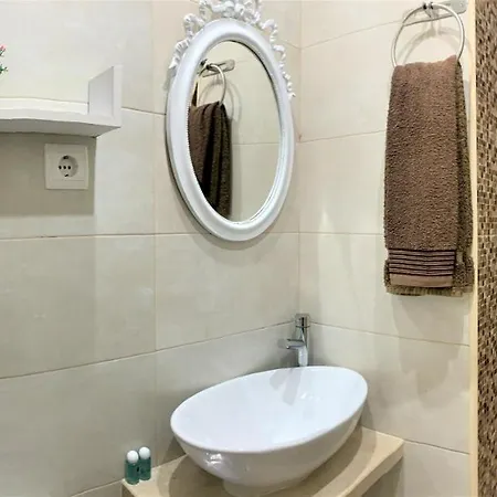 אורחן Suites Inn Lagos