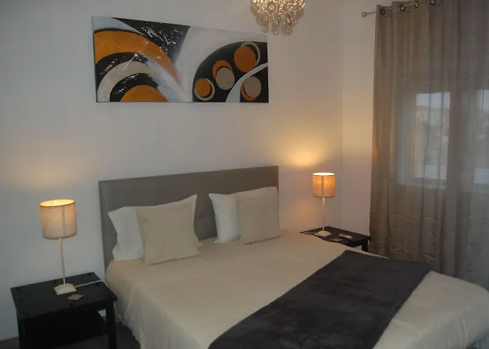 Suites Inn Lagos 3*